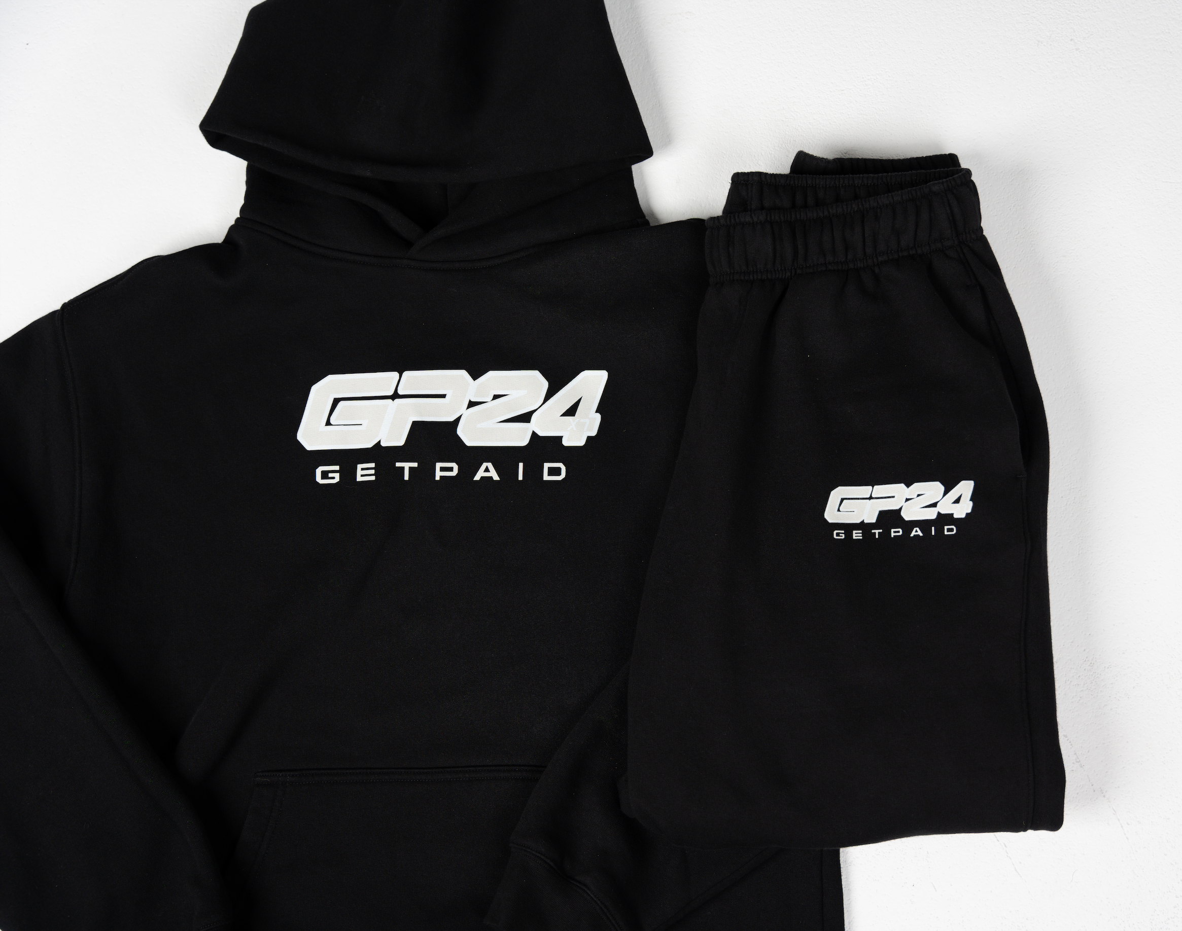 GP MIDNIGHT BLACK/GOLD V1 TRACKSUIT
